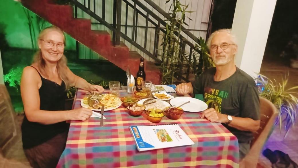 Deshan Homestay & Restaurant تانجالي المظهر الخارجي الصورة